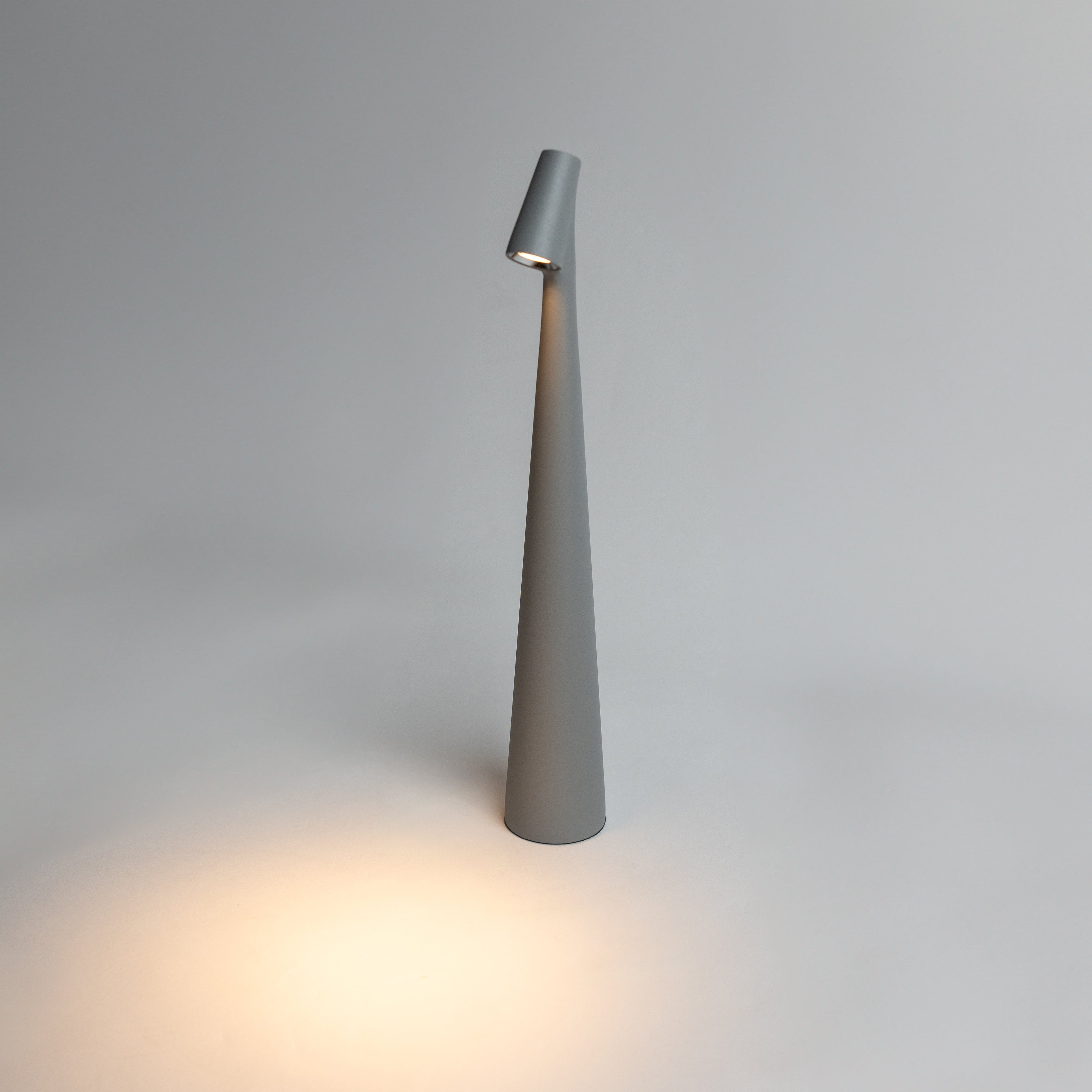 LumiAura | Stylish Portable Cordless LED Table Lamp for Modern Spaces 0
